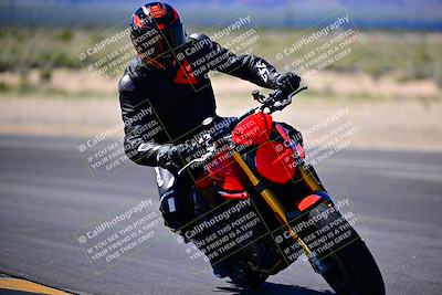 media/Mar-25-2024-Moto Forza (Mon) [[8d4319bd68]]/4-Novice Group/Session 3 (Turn 16 Inside)/